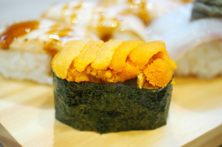 10貫壽司只要$250超划算,不用1張小朋友直接飽到天靈蓋.平價好吃又新鮮的日式壽司專賣店♥鮨之屋♥         新