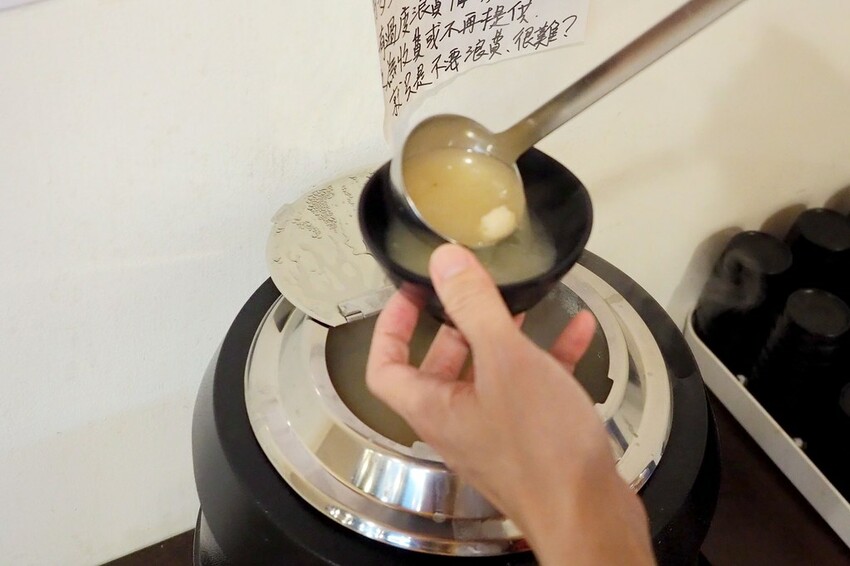 10貫壽司只要$250超划算,不用1張小朋友直接飽到天靈蓋.平價好吃又新鮮的日式壽司專賣店♥鮨之屋♥         新