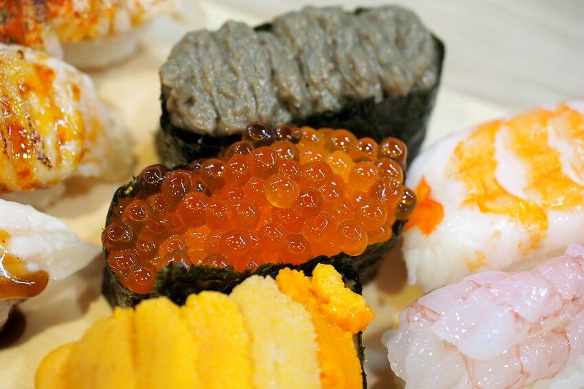 10貫壽司只要$250超划算,不用1張小朋友直接飽到天靈蓋.平價好吃又新鮮的日式壽司專賣店♥鮨之屋♥         新