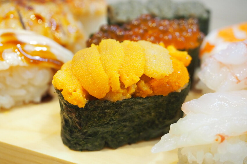 10貫壽司只要$250超划算,不用1張小朋友直接飽到天靈蓋.平價好吃又新鮮的日式壽司專賣店♥鮨之屋♥         新