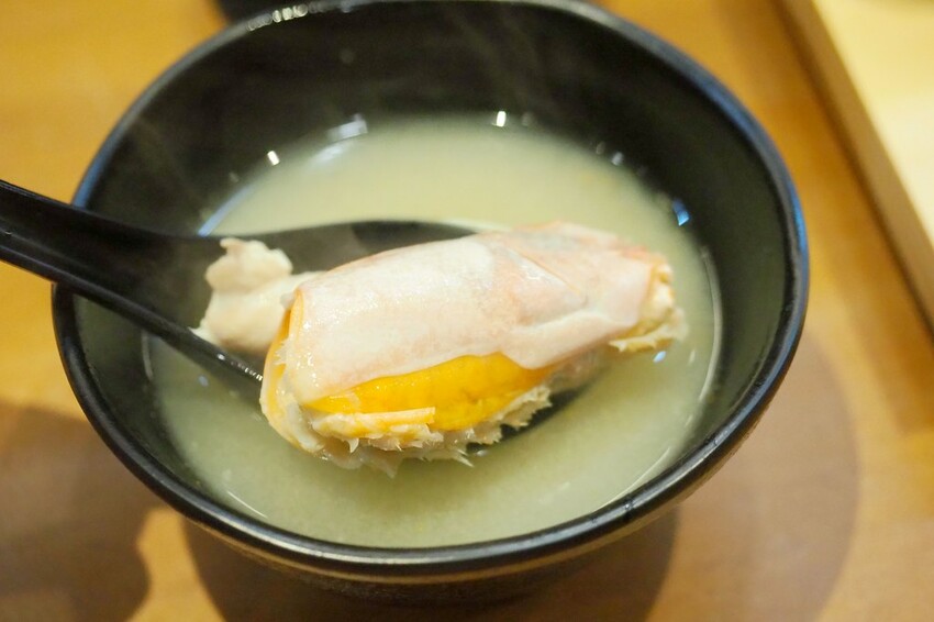 10貫壽司只要$250超划算,不用1張小朋友直接飽到天靈蓋.平價好吃又新鮮的日式壽司專賣店♥鮨之屋♥         新