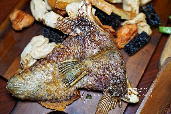 【板橋炸雞】暖男炸雞 #焦糖炸雞 #蒜香炸雞 #炸物 #炸雞 #板橋美食 (16).JPG