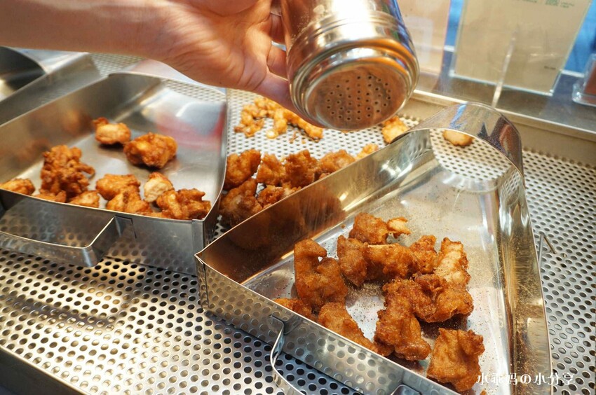 板橋鹹酥雞推薦【暖男炸雞 板橋店】辦公室下午茶、宵夜首選就是暖男啦!必點蒜香炸雞、焦糖炸雞!鮮嫩多汁超