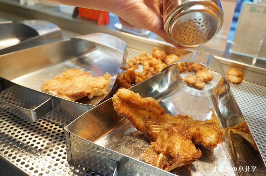 板橋鹹酥雞推薦【暖男炸雞 板橋店】辦公室下午茶、宵夜首選就是暖男啦!必點蒜香炸雞、焦糖炸雞!鮮嫩多汁超