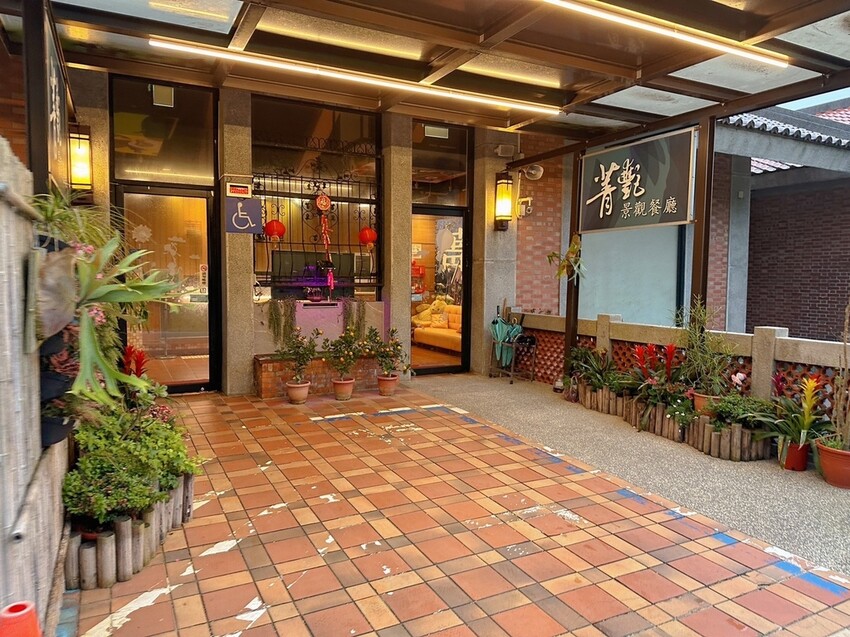 台北懶人豪華露營《趣兒Chill：藍鵲菲菲》一泊三食！清晨被日出美景、藍鵲叫聲喚醒，陽明山露營入住山林菲