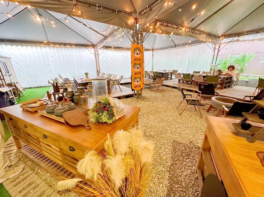 台北懶人豪華露營《趣兒Chill：藍鵲菲菲》一泊三食！清晨被日出美景、藍鵲叫聲喚醒，陽明山露營入住山林菲