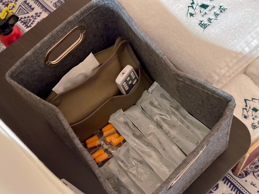 台北懶人豪華露營《趣兒Chill：藍鵲菲菲》一泊三食！清晨被日出美景、藍鵲叫聲喚醒，陽明山露營入住山林菲