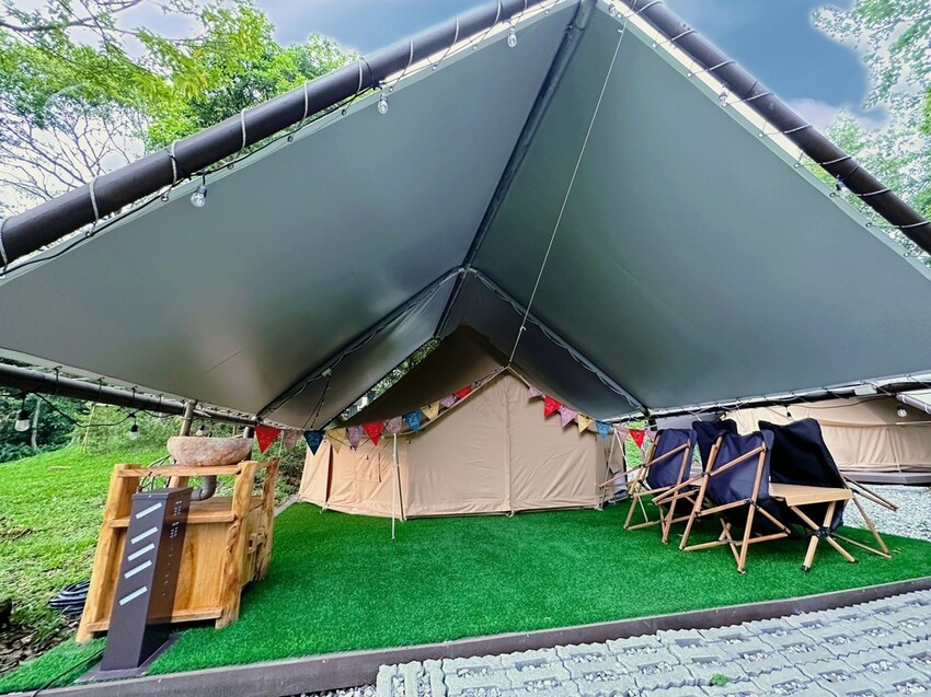 台北懶人豪華露營《趣兒Chill：藍鵲菲菲》一泊三食！清晨被日出美景、藍鵲叫聲喚醒，陽明山露營入住山林菲