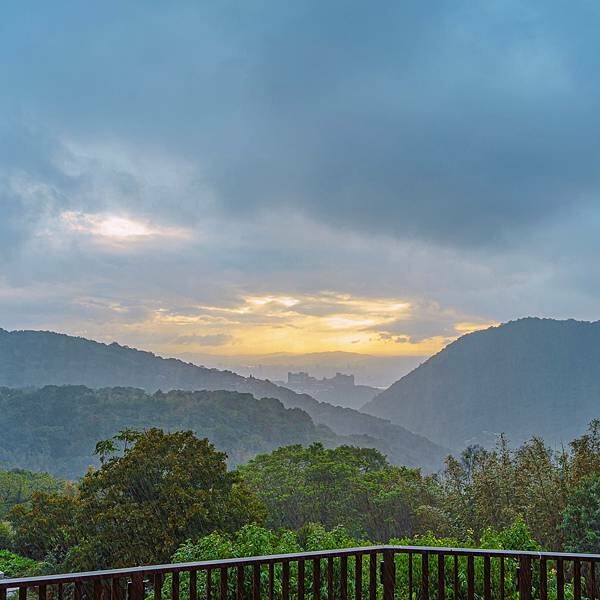 台北 士林區 趣兒Chill:藍鵲菲菲 陽明山 免裝備 豪華懶人露營 11.jpeg