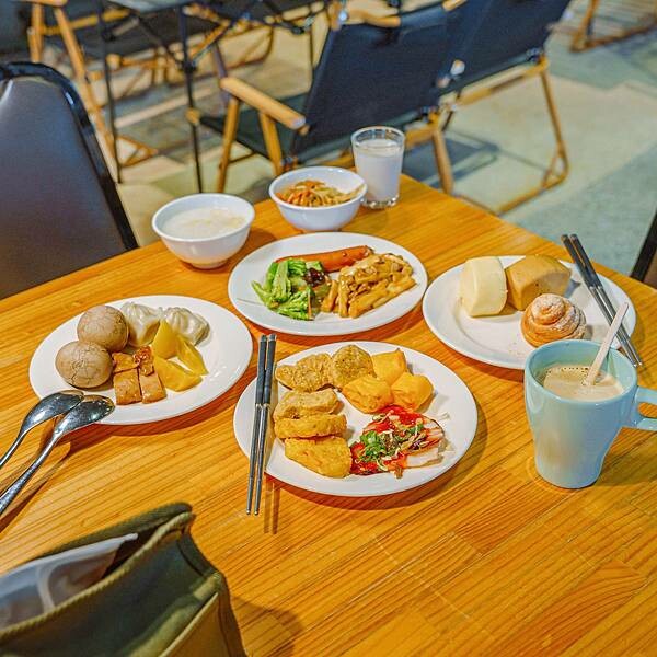 台北 士林區 趣兒Chill:藍鵲菲菲 陽明山 免裝備 豪華懶人露營 39.jpeg