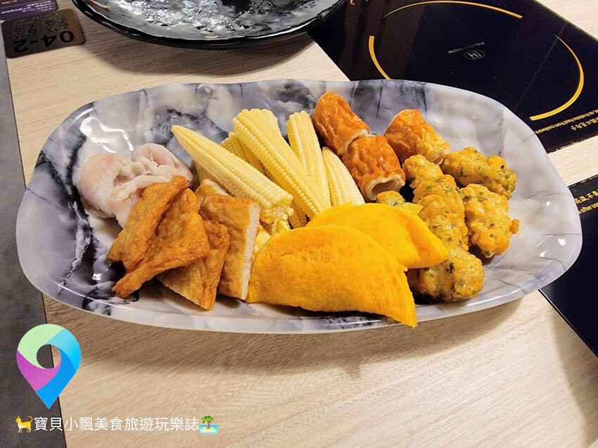 [食]基隆 潮境公園 放時話題 深夜美食 精緻豐富鍋物料理 用餐可享飲料 冰淇淋 野菜自助盤 無限享用 首次加