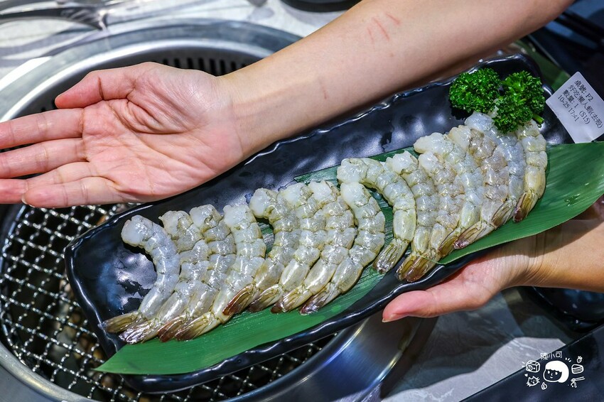 超人氣燒肉吃到飽，一千元就能吃到超過70種食材無限享用！生蠔、蔬菜吧、優質肉品通通不怕你吃