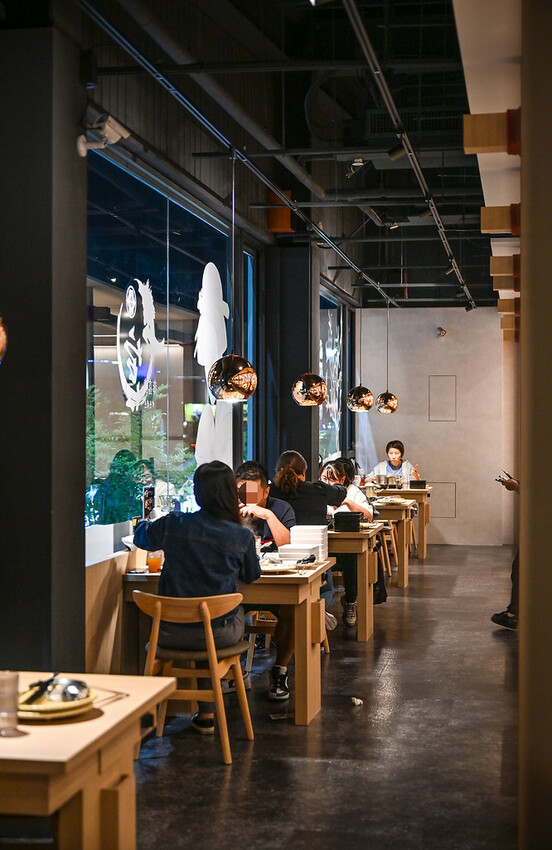 台中新開的壽喜燒火鍋,498元7種肉品吃到飽,台中捷運舊社站美食推薦 -妮妮布魯