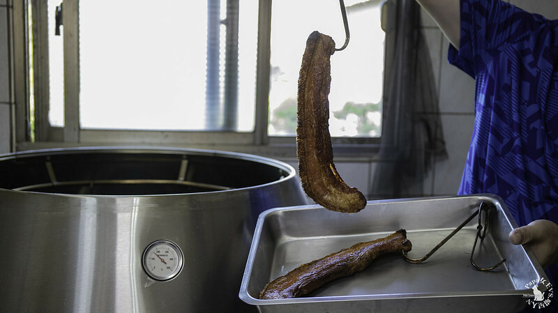 台中美食｜團購  玩皮爆脆皮五花肉-神秘出鬼末之團購美食曝光  爆裂五花肉．酥脆不油膩