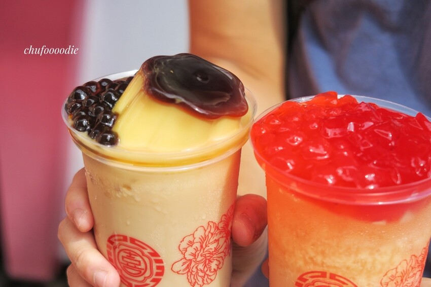 【心喜手工茶】超高CP值的高雄平價飲料~料加滿滿的布丁珍珠奶茶居然只要50元~草莓三重奏銅板飲料也只要40元~想省錢就來心喜手工茶鄭和店