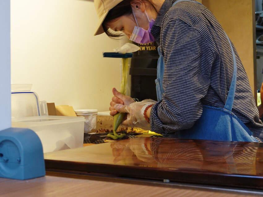 新北淡水—吉利菓子｜把甜甜銅鑼燒連同幸運一口吃下｜淡水老街