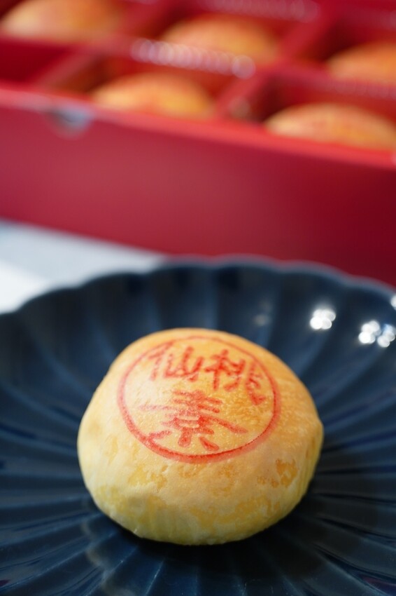 【高雄素食月餅推薦】米其林指南蔬食餐廳-仙桃素中秋禮盒開箱，