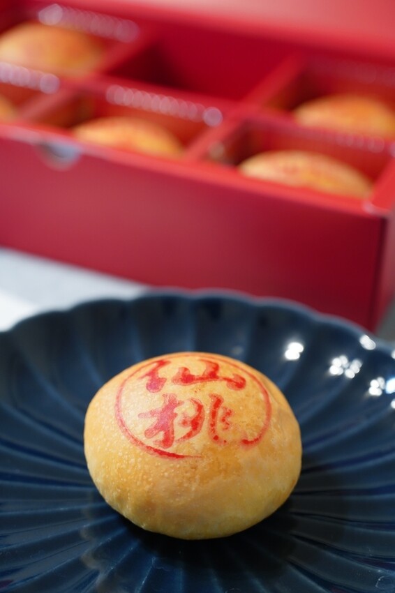 【高雄素食月餅推薦】米其林指南蔬食餐廳-仙桃素中秋禮盒開箱，