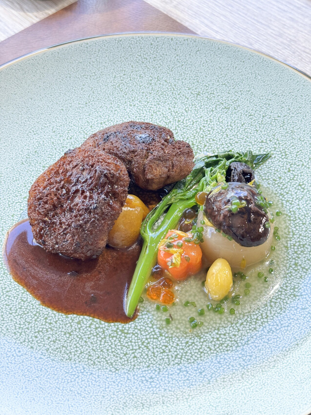 高雄素食餐廳│仙桃素的蔬食體驗│顛覆味蕾的素食饗宴，素食也能