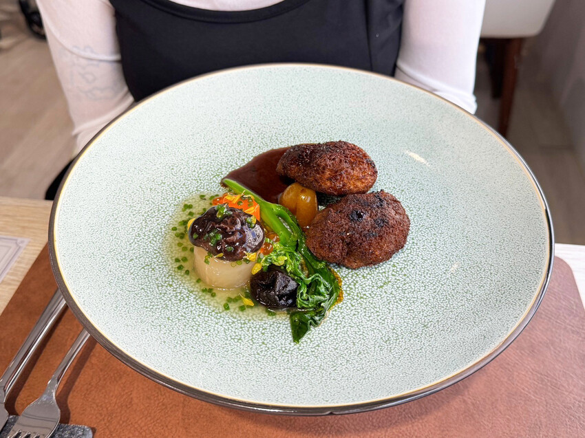 高雄素食餐廳│仙桃素的蔬食體驗│顛覆味蕾的素食饗宴，素食也能