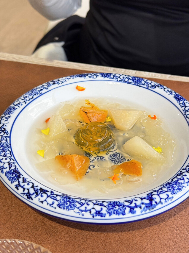 高雄素食餐廳│仙桃素的蔬食體驗│顛覆味蕾的素食饗宴，素食也能