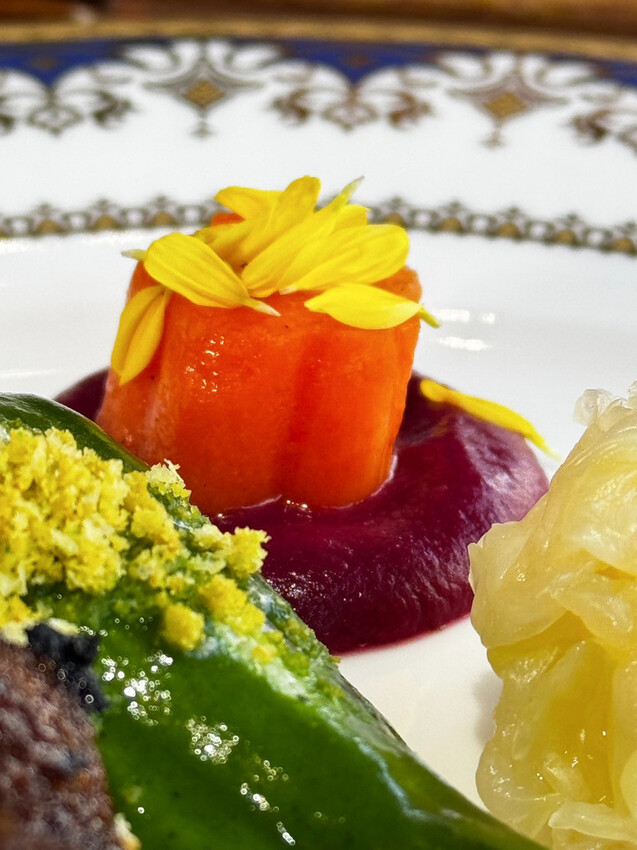 高雄素食餐廳│仙桃素的蔬食體驗│顛覆味蕾的素食饗宴，素食也能