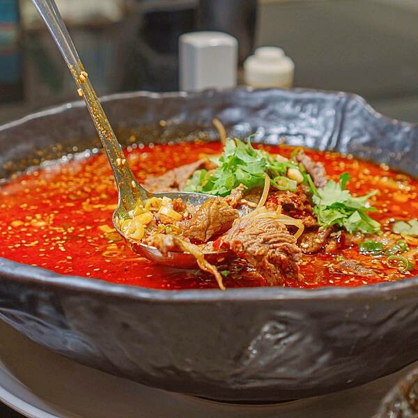 新北 土城區 九鼎-渝川食府 蒸鍋 聚餐餐廳 川菜 25.jpeg