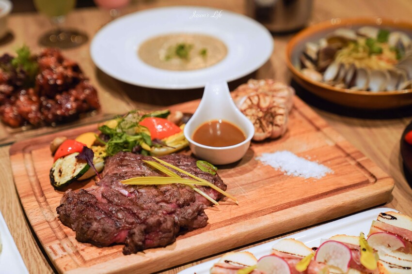 【台中梧棲｜住宿】台中震大金鬱金香酒店。近三井outlet、梧棲老街及高美濕地，Live Band演出，台中兩天一