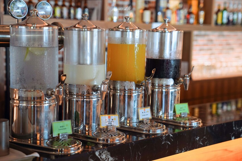 【台中梧棲｜住宿】台中震大金鬱金香酒店。近三井outlet、梧棲老街及高美濕地，Live Band演出，台中兩天一