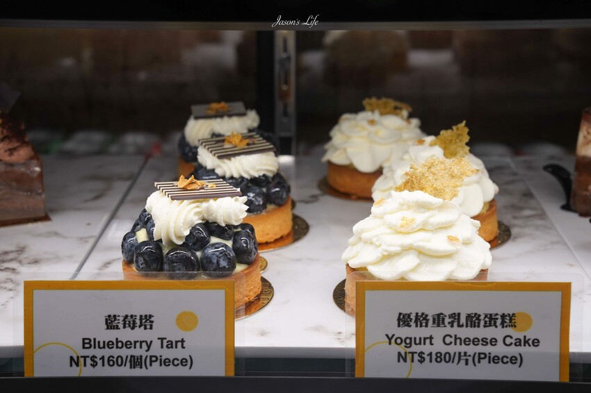 【台中梧棲｜住宿】台中震大金鬱金香酒店。近三井outlet、梧棲老街及高美濕地，Live Band演出，台中兩天一