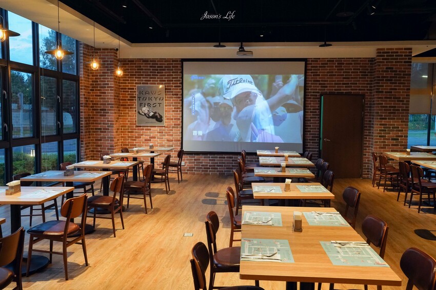 【台中梧棲｜住宿】台中震大金鬱金香酒店。近三井outlet、梧棲老街及高美濕地，Live Band演出，台中兩天一