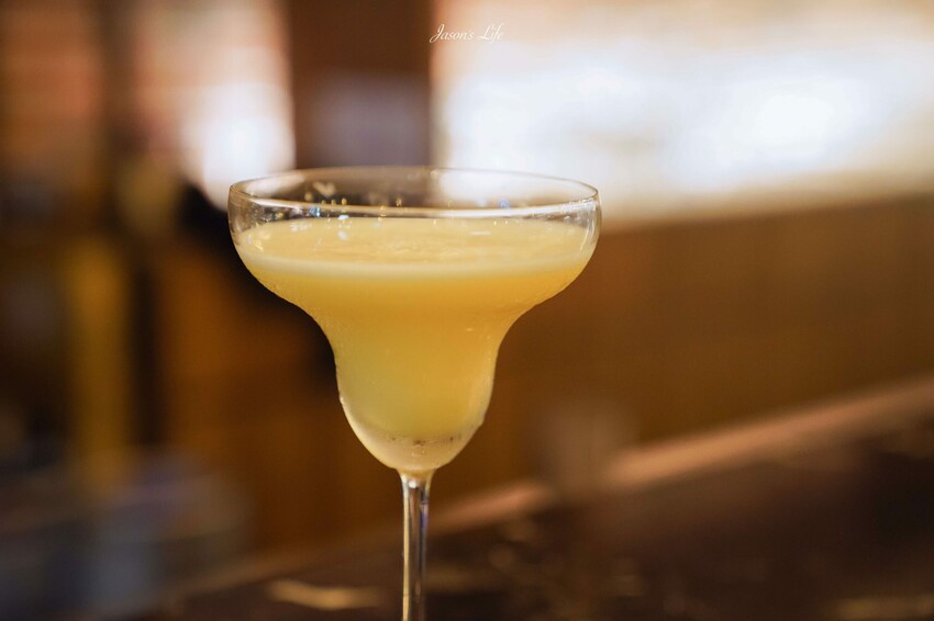 【台中梧棲｜住宿】台中震大金鬱金香酒店。近三井outlet、梧棲老街及高美濕地，Live Band演出，台中兩天一