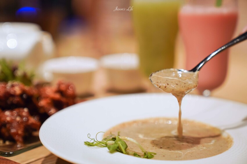 【台中梧棲｜住宿】台中震大金鬱金香酒店。近三井outlet、梧棲老街及高美濕地，Live Band演出，台中兩天一