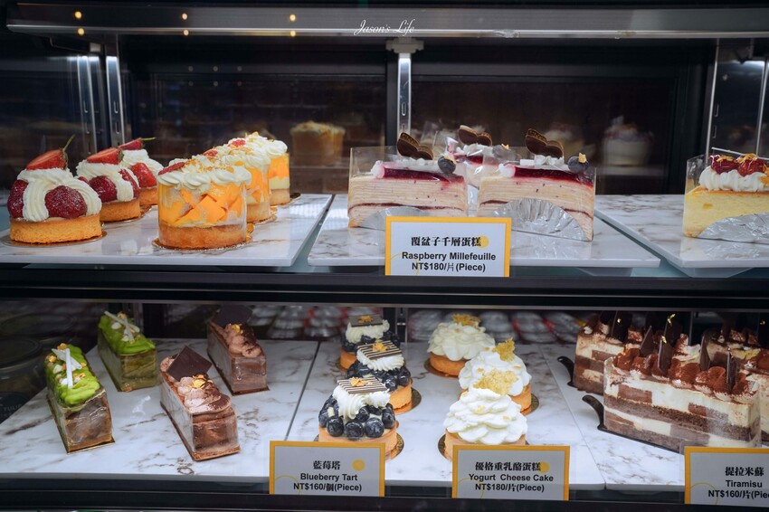 【台中梧棲｜住宿】台中震大金鬱金香酒店。近三井outlet、梧棲老街及高美濕地，Live Band演出，台中兩天一