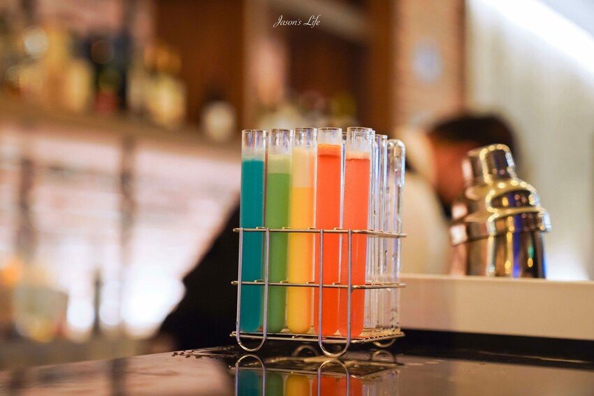 【台中梧棲｜住宿】台中震大金鬱金香酒店。近三井outlet、梧棲老街及高美濕地，Live Band演出，台中兩天一