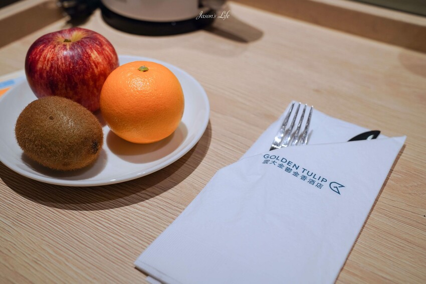 【台中梧棲｜住宿】台中震大金鬱金香酒店。近三井outlet、梧棲老街及高美濕地，Live Band演出，台中兩天一