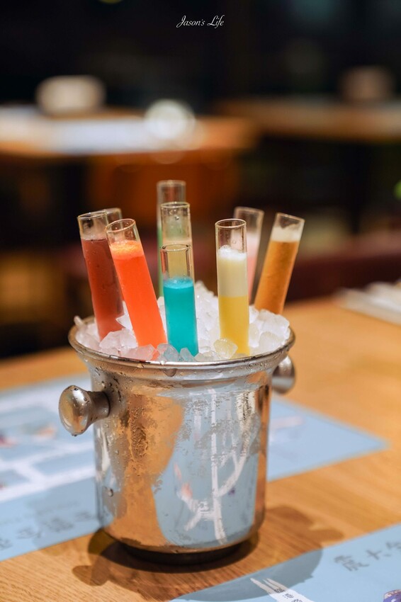 【台中梧棲｜住宿】台中震大金鬱金香酒店。近三井outlet、梧棲老街及高美濕地，Live Band演出，台中兩天一