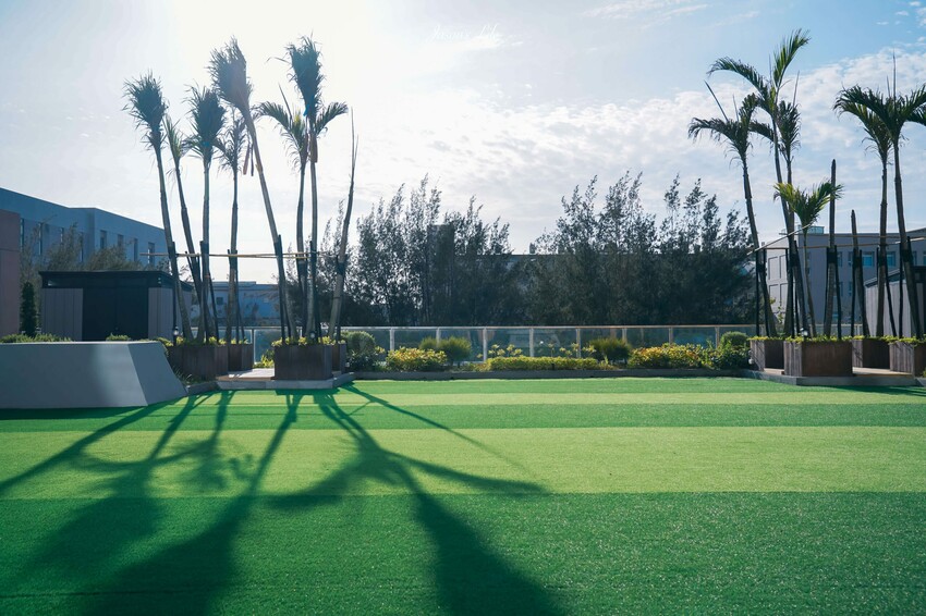 【台中梧棲｜住宿】台中震大金鬱金香酒店。近三井outlet、梧棲老街及高美濕地，Live Band演出，台中兩天一