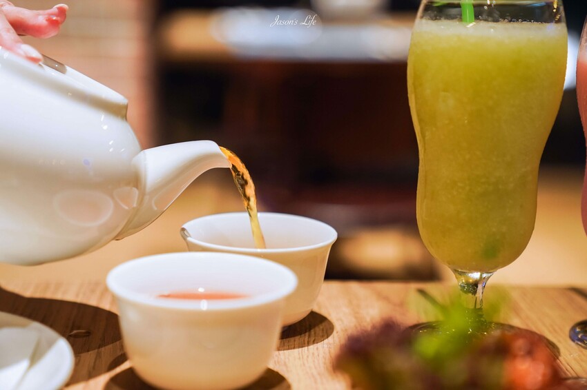 【台中梧棲｜住宿】台中震大金鬱金香酒店。近三井outlet、梧棲老街及高美濕地，Live Band演出，台中兩天一