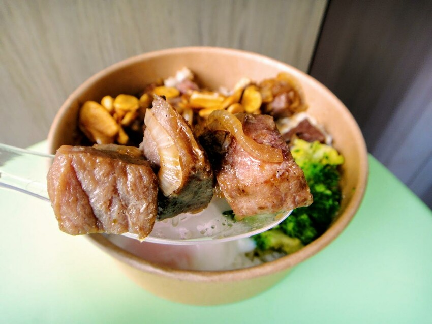 【美食】「儒食」林口咖哩/外帶美食，林口日式丼飯推薦、林口咖