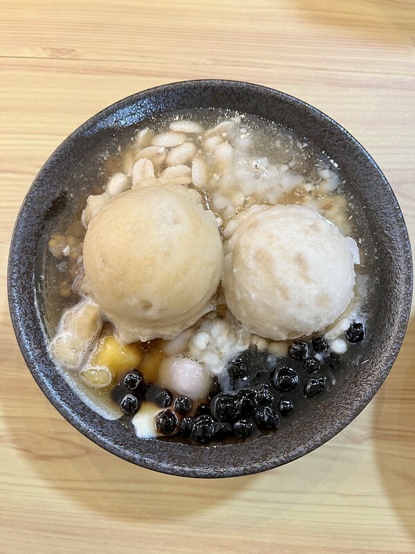 【台灣，桃園市，平鎮區】意外路過一家祖傳三代40年好味道的小店「李記輕豆花」，薑汁冰沙讓人驚艷！！（桃