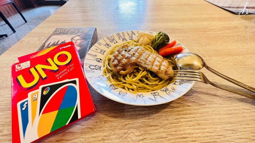 [北投美食推薦]港人創業的80後碼頭#80後碼頭 #無限續杯 #咖啡廳 #早午餐 #下午茶 #桌遊 #寵物友善餐廳 #外