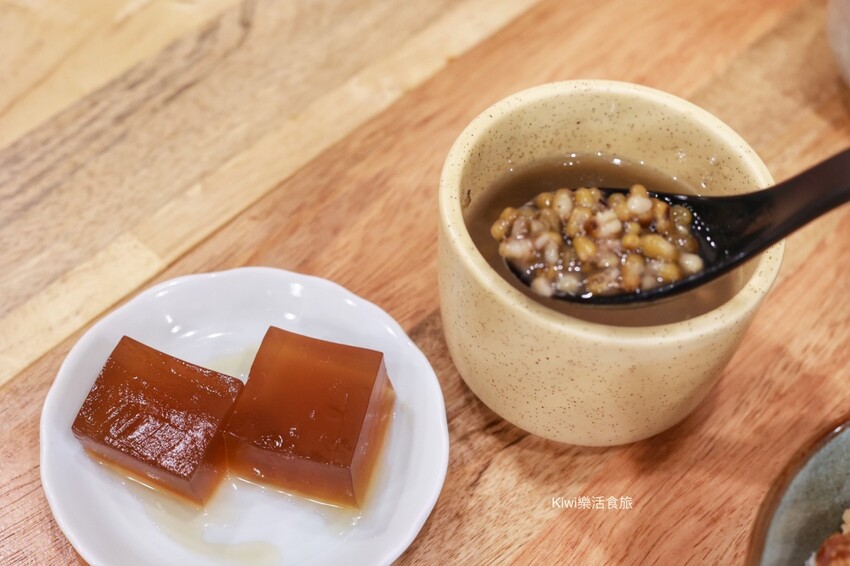 彰化秦湯御膳食補製湯所｜彰化溫補湯品，限量推出料多實在湯頭甘醇多種湯品，彰化溫暖小店