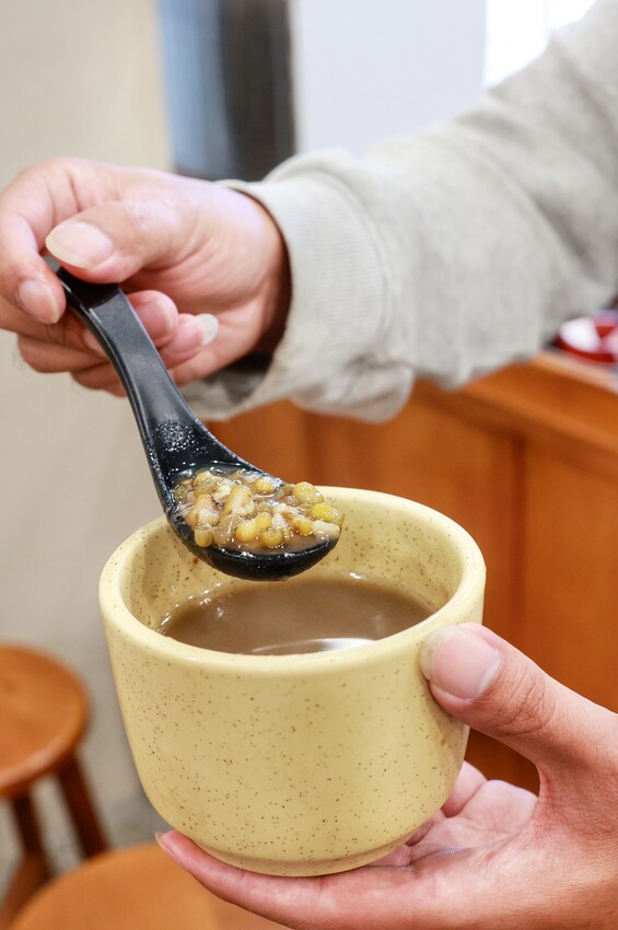 彰化秦湯御膳食補製湯所｜彰化溫補湯品，限量推出料多實在湯頭甘醇多種湯品，彰化溫暖小店