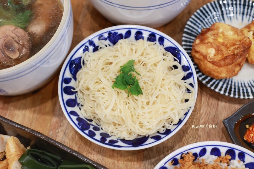 彰化秦湯御膳食補製湯所｜彰化溫補湯品，限量推出料多實在湯頭甘醇多種湯品，彰化溫暖小店