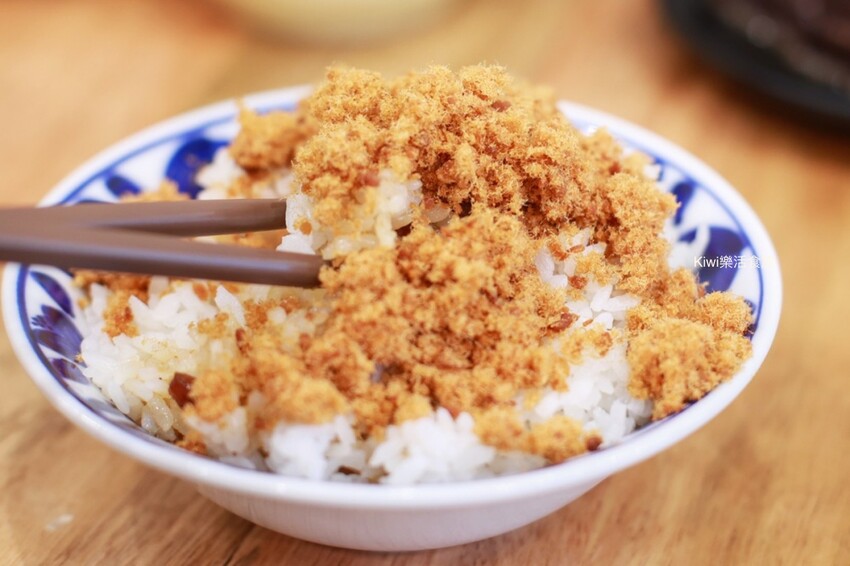 彰化秦湯御膳食補製湯所｜彰化溫補湯品，限量推出料多實在湯頭甘醇多種湯品，彰化溫暖小店