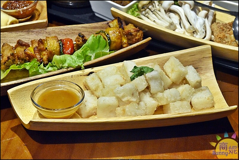 斐得蔬食熱浪來襲。台中異國風蔬食推這家!百道創意素食美味讓人驚艷好停車更加分-商妮吃喝遊樂