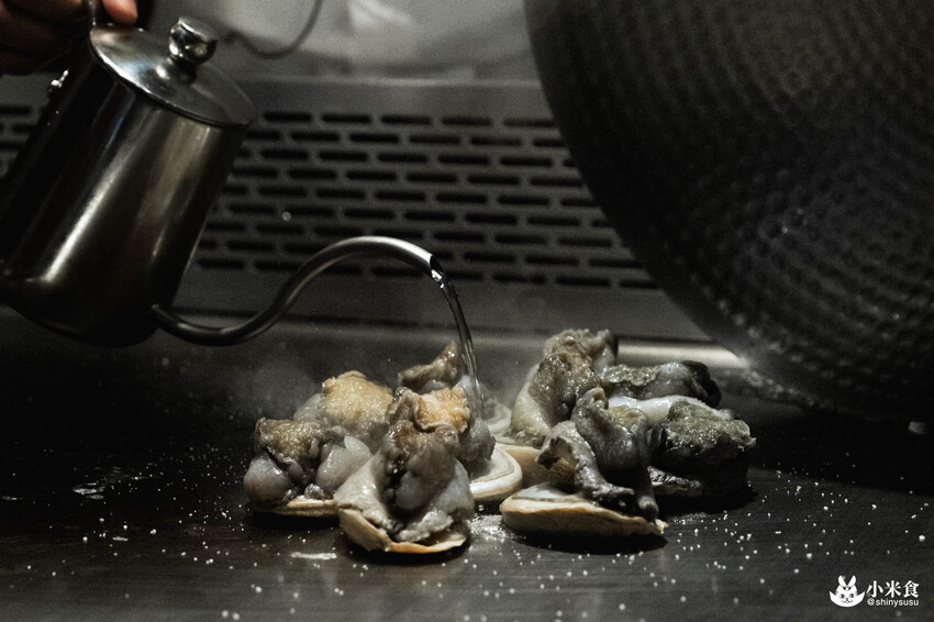 魚貫鐵板燒｜極致感官薰陶。海陸的美味大合輯｜台北無菜單料理推薦｜中山區餐廳｜澳洲活龍蝦、日本A5和牛 - 小米食