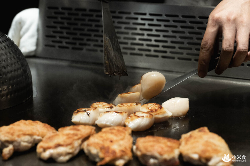 魚貫鐵板燒｜極致感官薰陶。海陸的美味大合輯｜台北無菜單料理推薦｜中山區餐廳｜澳洲活龍蝦、日本A5和牛 - 小米食