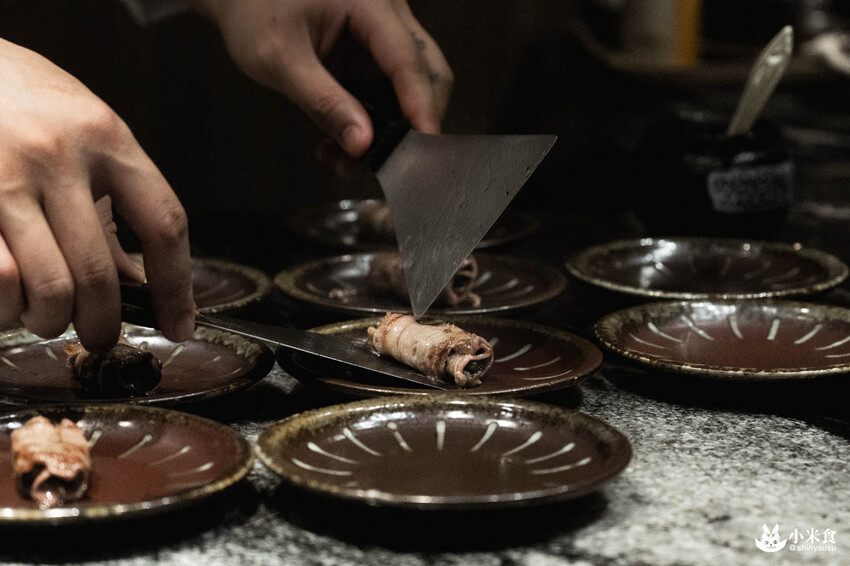 魚貫鐵板燒｜極致感官薰陶。海陸的美味大合輯｜台北無菜單料理推薦｜中山區餐廳｜澳洲活龍蝦、日本A5和牛 - 小米食